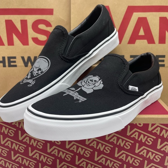 Vans Women's Classic Slip-On Love You To Death Black/ White Sneakers
VN0A5JMH6BT - Picture 8 of 16